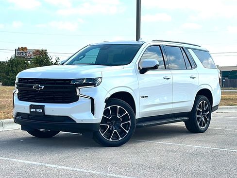 Used 2023 Chevrolet Tahoe RST w/ Luxury Package RWD image 2