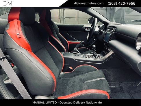 Used 2025 Subaru BRZ Limited RWD image 21