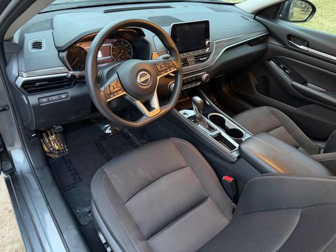 Used 2023 Nissan Altima 2.5 SV image 7