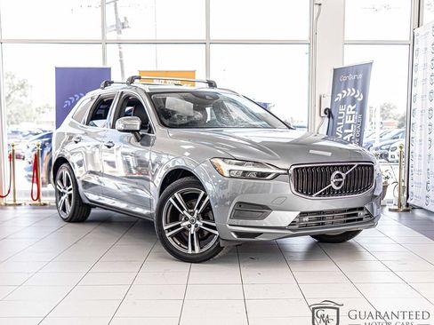 Used 2018 Volvo XC60 T5 Momentum w/ Convenience Package AWD/4WD image 3