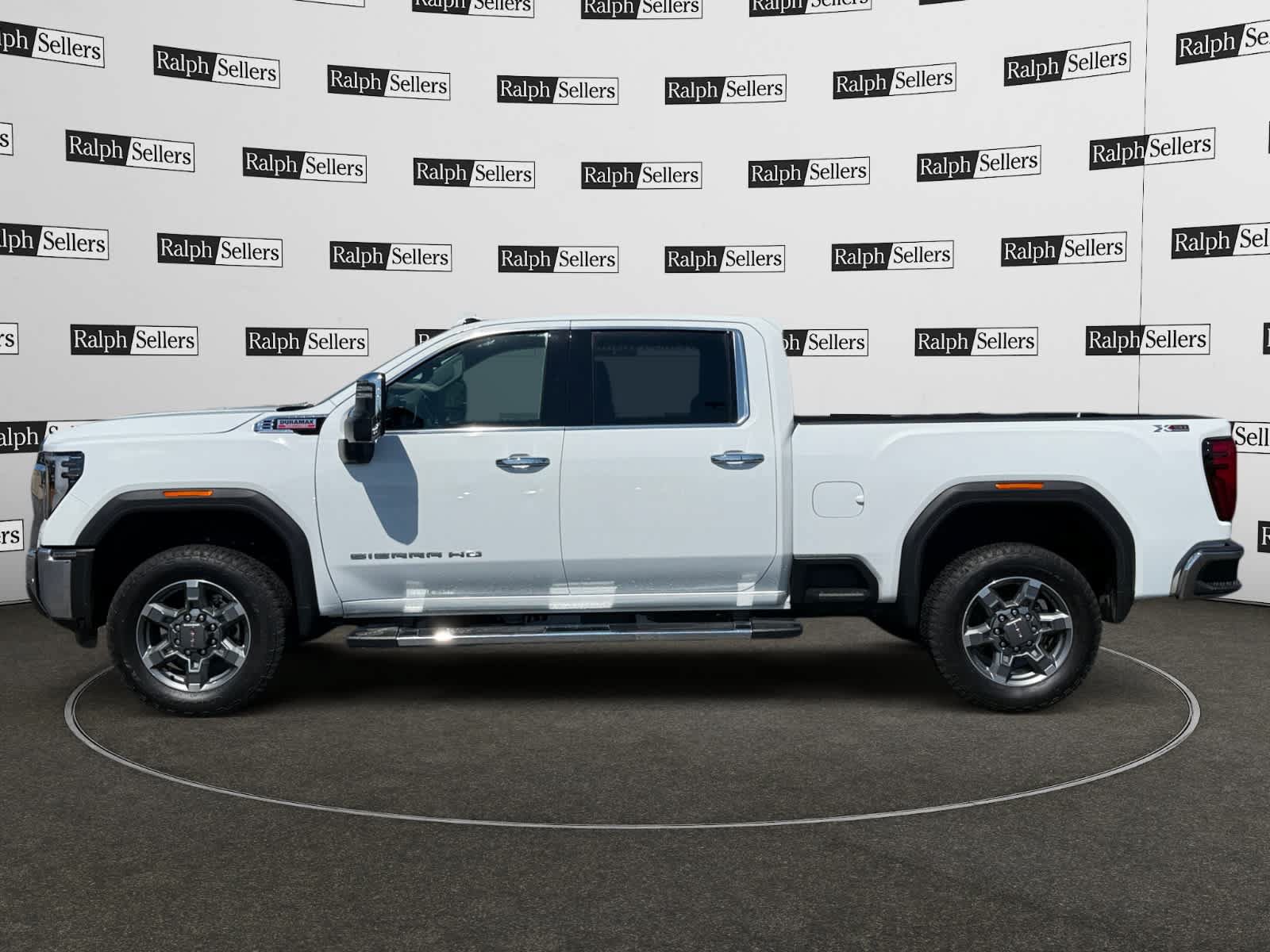 Used 2026 GMC Sierra 2500 SLT w/ SLT Premium Package AWD/4WD image 3