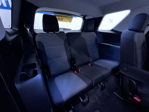 Used 2020 Chevrolet Traverse LT w/ Driver Confidence II Package image 42