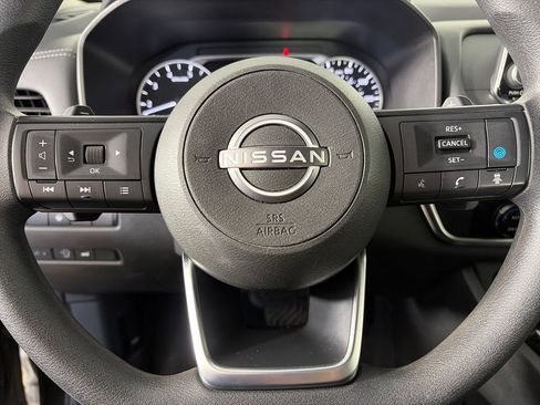 Used 2024 Nissan Rogue SV AWD/4WD image 15