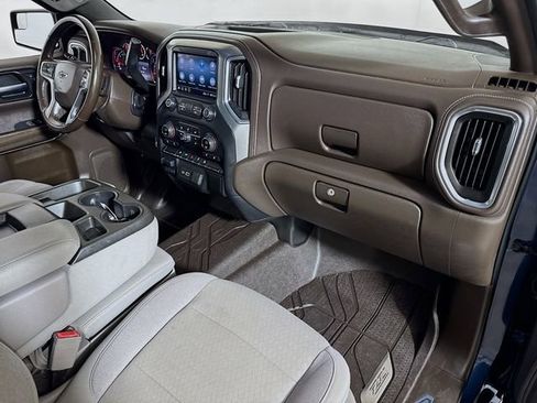 Used 2019 Chevrolet Silverado 1500 LT Trail Boss w/ Convenience Package AWD/4WD image 26