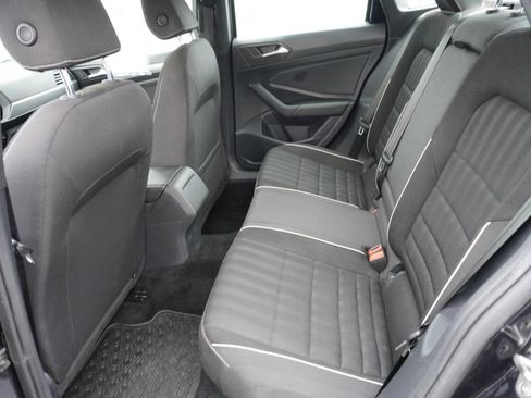 Used 2023 Volkswagen Jetta Sport image 11