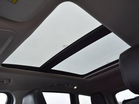 Used 2018 Ford Escape SEL image 33