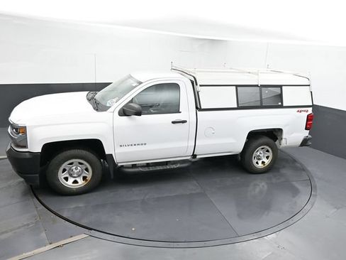 Used 2018 Chevrolet Silverado 1500 W/T w/ WT Convenience Package AWD/4WD image 18