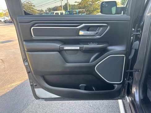 Used 2023 RAM 1500 Laramie AWD/4WD image 17