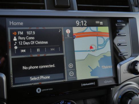 Certified 2021 Toyota 4Runner SR5 Premium image 30