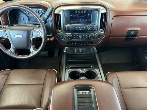 Used 2017 Chevrolet Silverado 1500 High Country RWD image 13