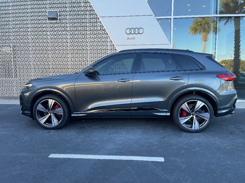 New 2025 Audi SQ5 Premium Plus image 3