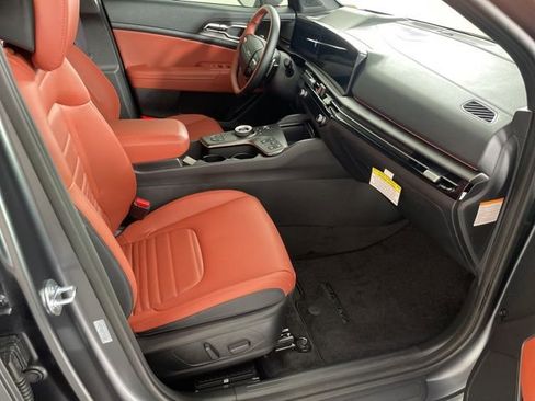 New 2026 Kia Sportage SX Prestige image 45