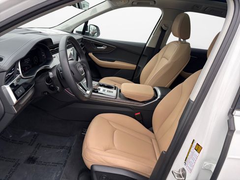 Used 2025 Audi Q7 2.0T Premium Plus w/ Premium Plus Package image 9