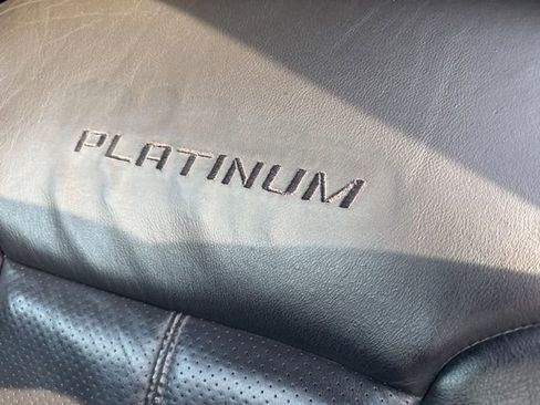 Used 2013 Ford F250 Platinum w/ FX4 Off Road Pkg image 35