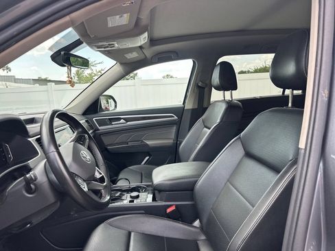 Used 2022 Volkswagen Atlas SE AWD/4WD image 6