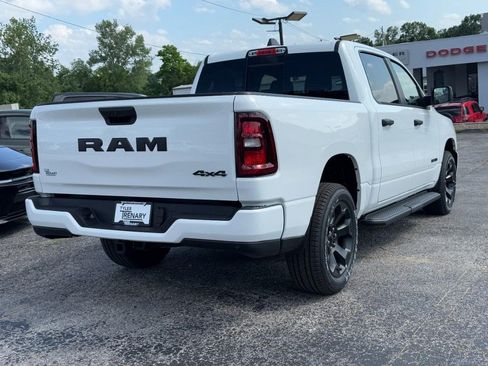 New 2026 RAM 1500 Express AWD/4WD image 4