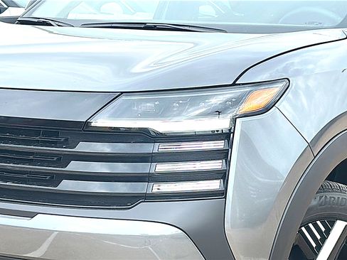 New 2026 Nissan Kicks SV w/ Cold Weather Package image 4