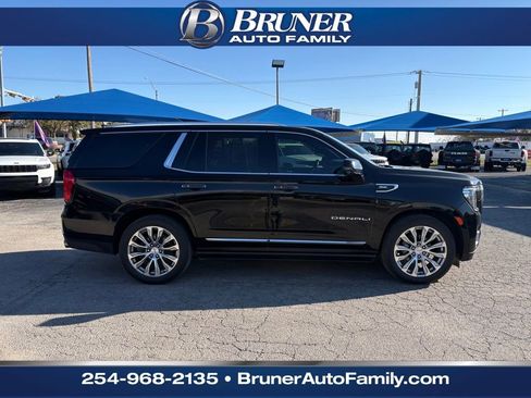 Used 2021 GMC Yukon Denali w/ Max Trailering Package image 4