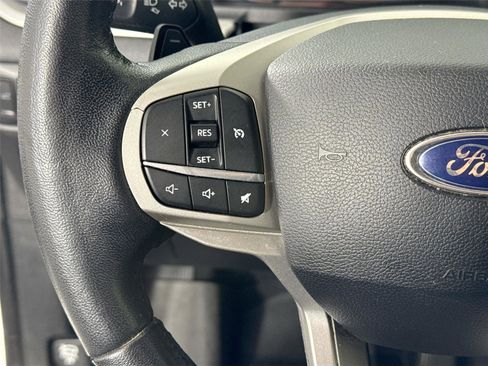 Used 2020 Ford Explorer XLT w/ Equipment Group 202A image 16