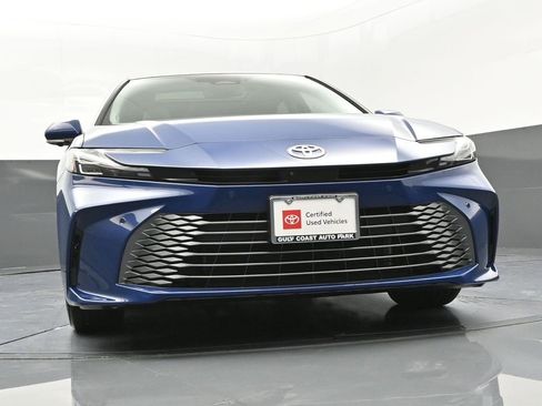 Certified 2025 Toyota Camry XLE image 35