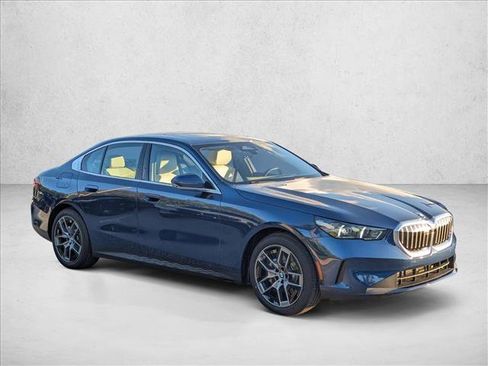 New 2027 BMW 530i w/ Premium Package RWD image 6