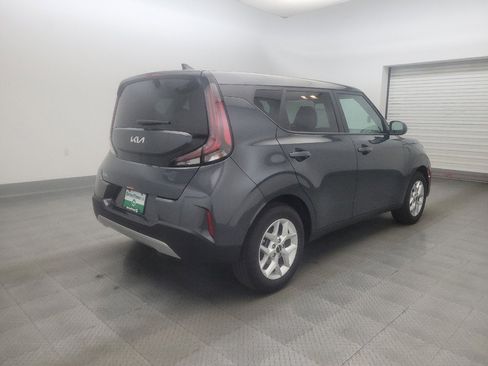 Used 2025 Kia Soul LX image 9