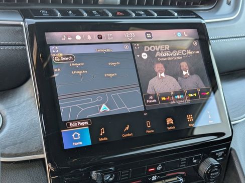 Used 2025 Jeep Grand Cherokee L Limited image 28