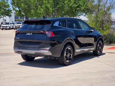 New 2026 Kia Sportage EX FWD image 4