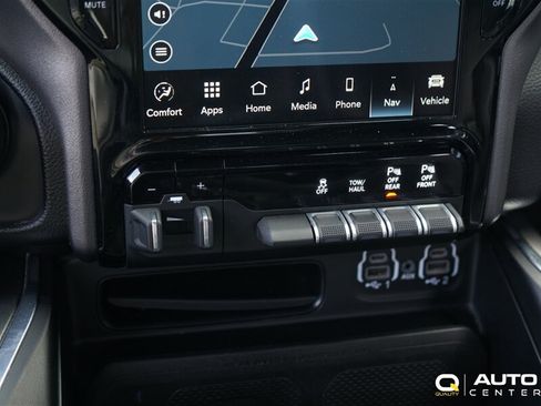 Used 2023 RAM 1500 Laramie AWD/4WD image 23