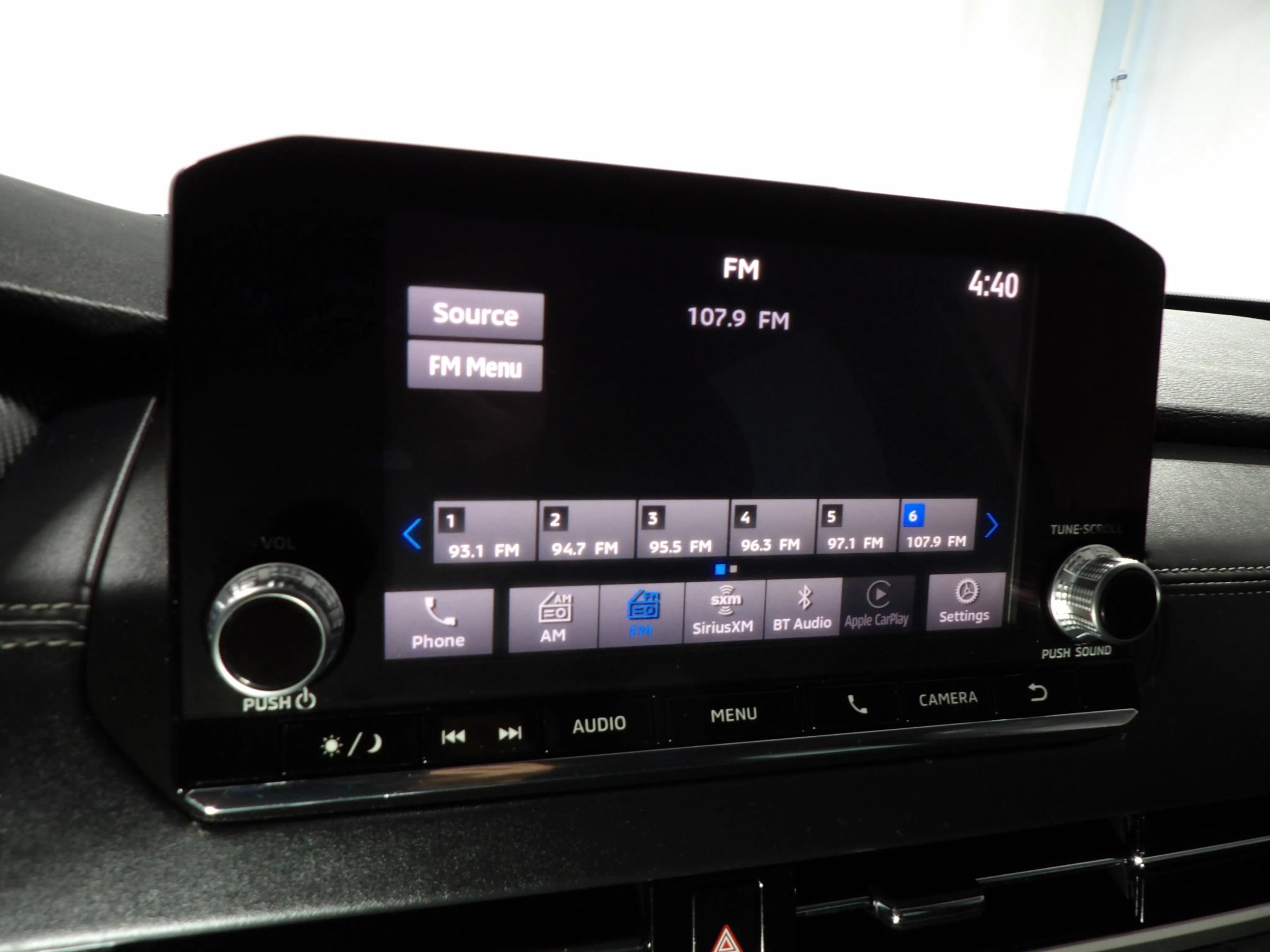Used 2023 Mitsubishi Outlander ES AWD/4WD image 19