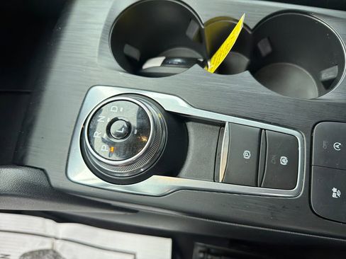 Used 2025 Ford Escape ST-Line image 22