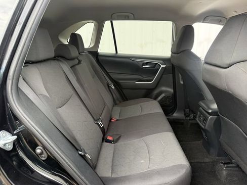 Used 2024 Toyota RAV4 XLE image 31