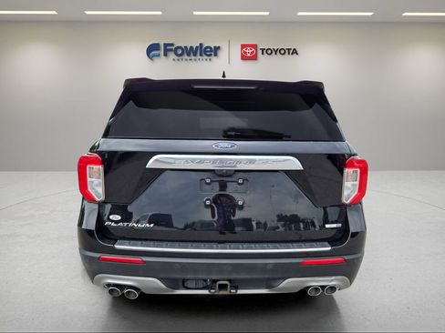Used 2020 Ford Explorer Platinum w/ Premium Technology Package AWD/4WD image 6