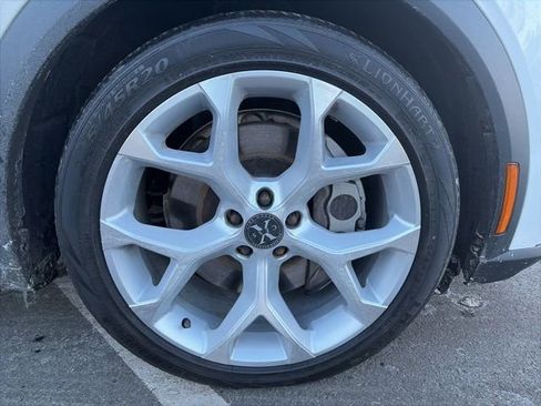 Used 2022 Ford Mustang Mach-E Select image 9