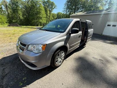 Used 2015 Dodge Grand Caravan SE w/ Quick Order Package 29E SE