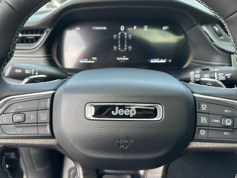 New 2026 Jeep Grand Cherokee L 4WD image 24