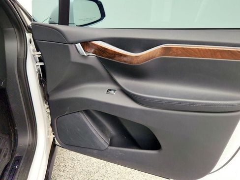 Used 2019 Tesla Model X Long Range image 30
