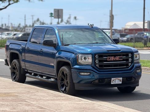 Used 2018 GMC Sierra 1500 SLT w/ All Terrain Package image 6
