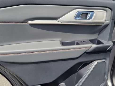 New 2026 Ford Explorer Active w/ Active Comfort Package RWD image 12