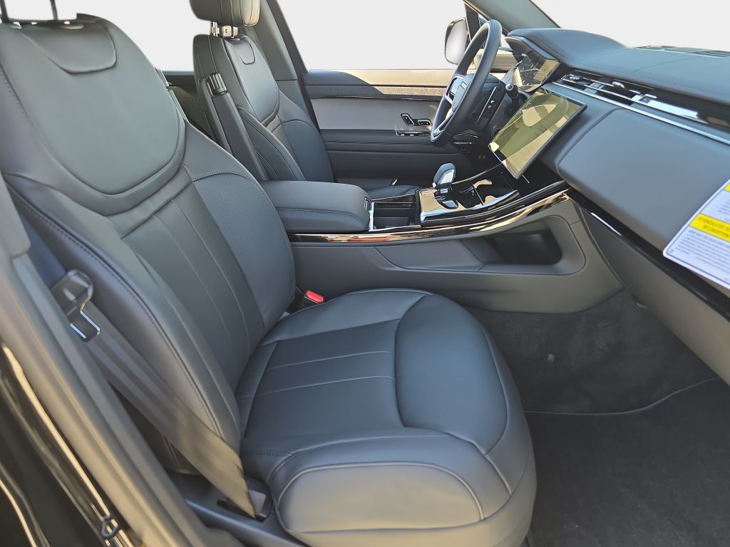 New 2027 Land Rover Range Rover Sport Dynamic SE AWD/4WD image 10