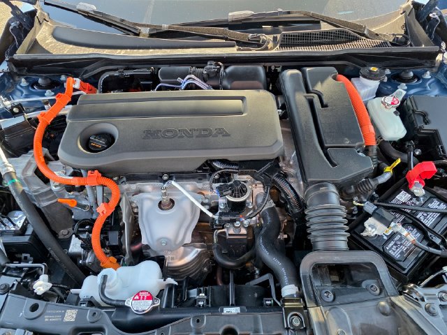 Certified 2025 Honda Civic Sport Touring image 32