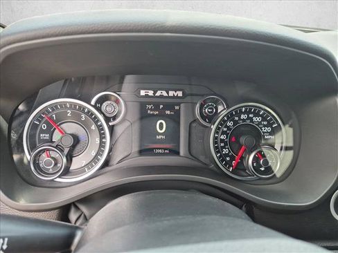 Used 2023 RAM 1500 Big Horn AWD/4WD image 11