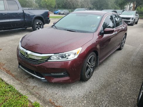 Used 2016 Honda Accord Sport image 2