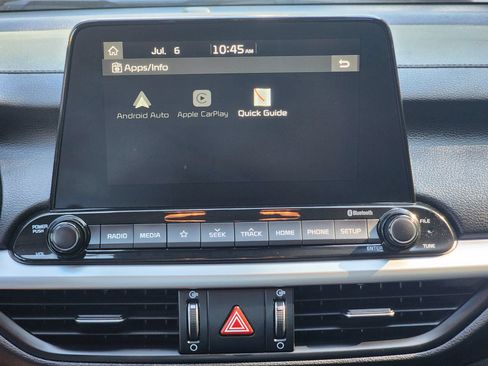 Used 2020 Kia Forte LXS FWD image 19