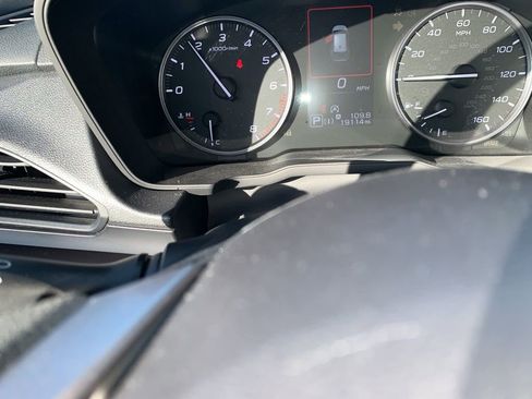 Used 2024 Subaru Impreza 2.0i Sport w/ Popular Package #1 image 4