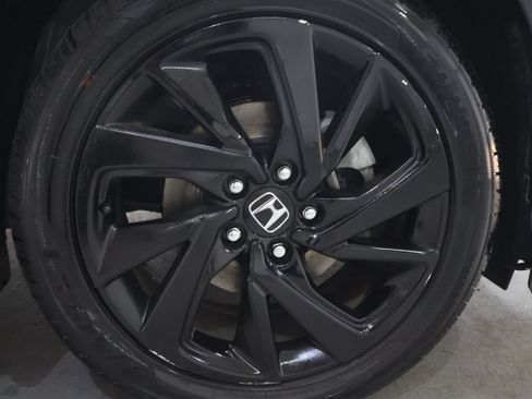 Used 2022 Honda HR-V Sport image 32