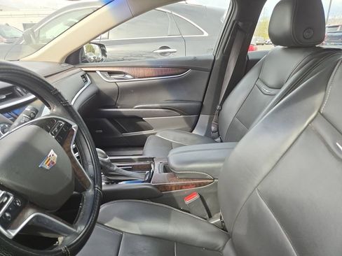 Used 2018 Cadillac XTS Luxury image 6