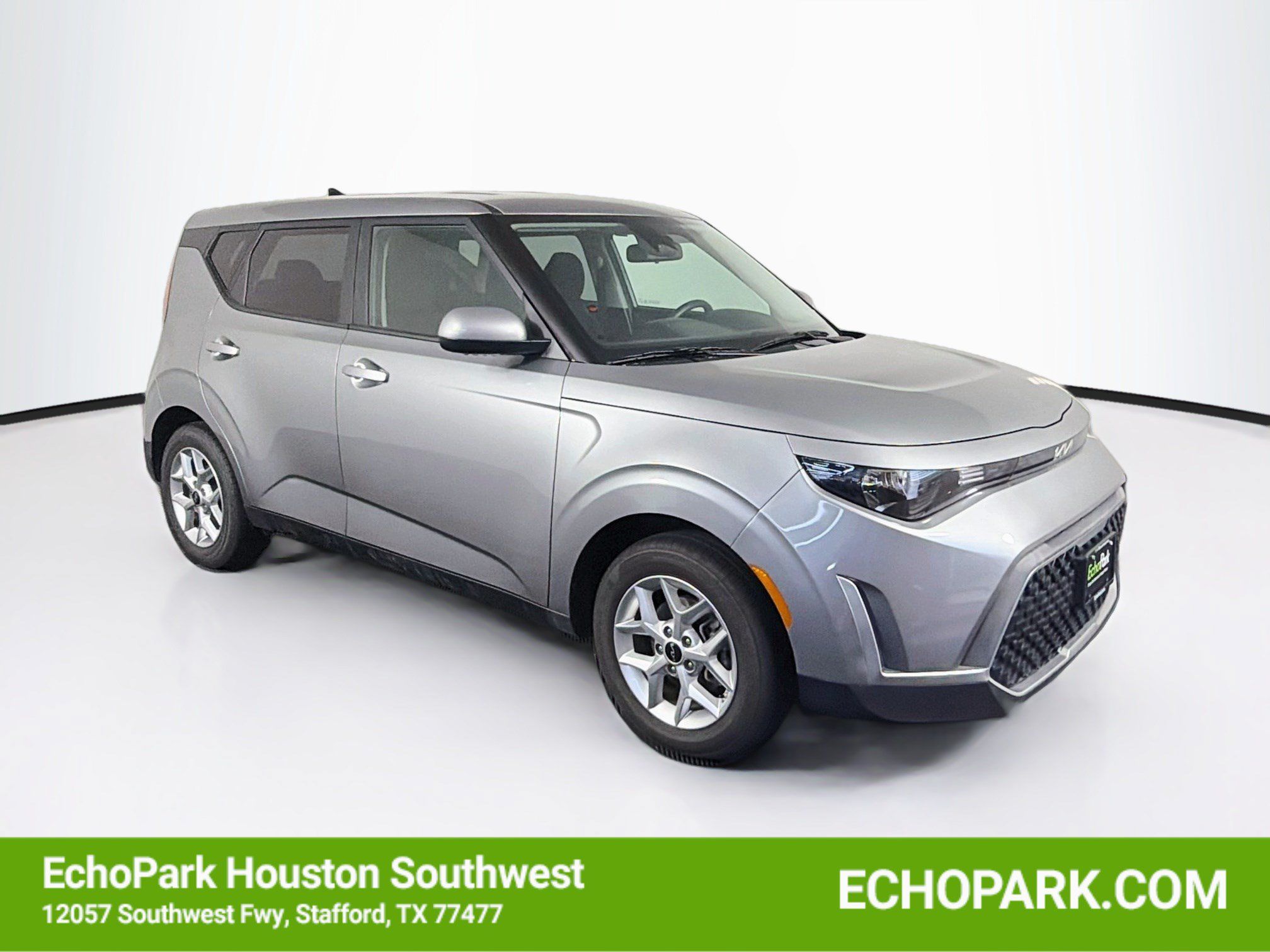 Used 2025 Kia Soul LX w/ LX Technology Package FWD image 1