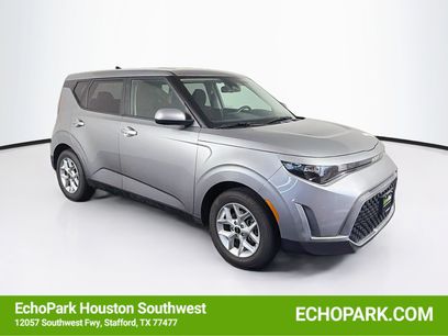 Used 2025 Kia Soul LX w/ LX Technology Package