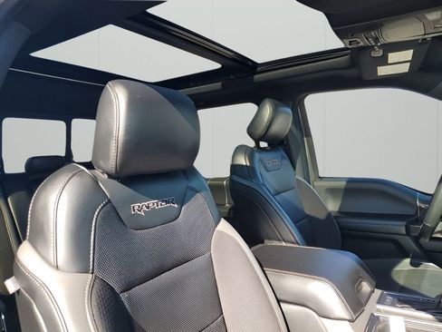 Used 2020 Ford F150 Raptor w/ Equipment Group 802A Luxury image 15